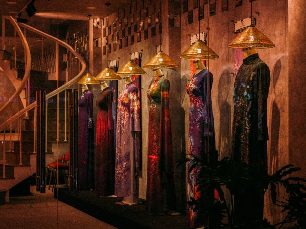Valare Atelier Haute Couture Embroidery