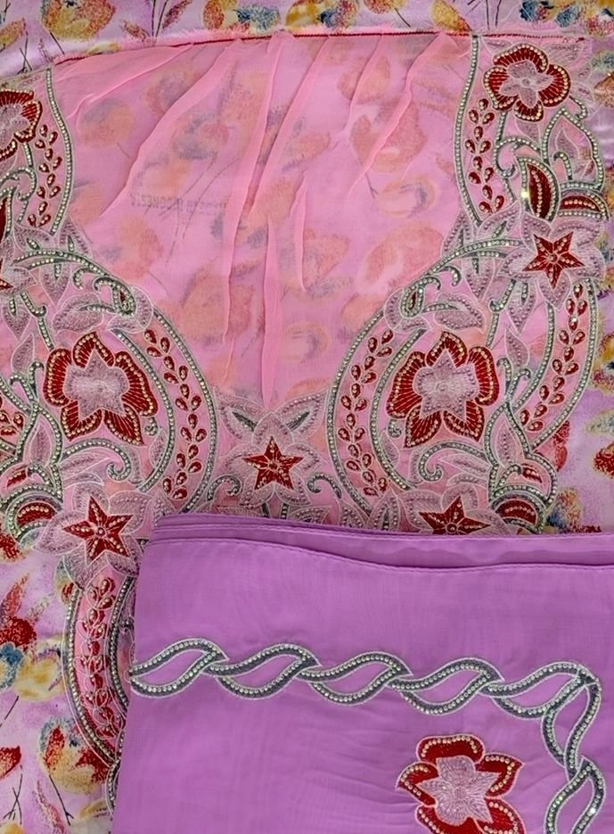 Indonesian Silk Mukhawwar with Sheila – Strawberry Shortcake